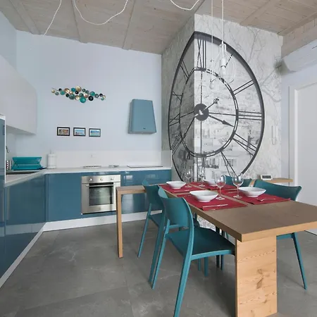 Tra Muretto E Budello Con Posto Auto * Алассіо