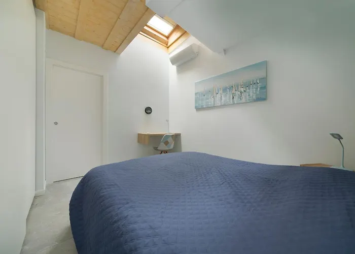 Tra Muretto E Budello Con Posto Auto Apartment *